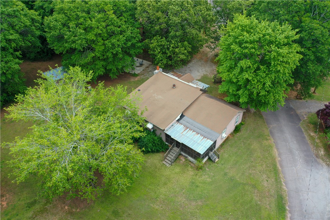 130 South King Street Seneca, SC 29678 - Photo 17 of 20