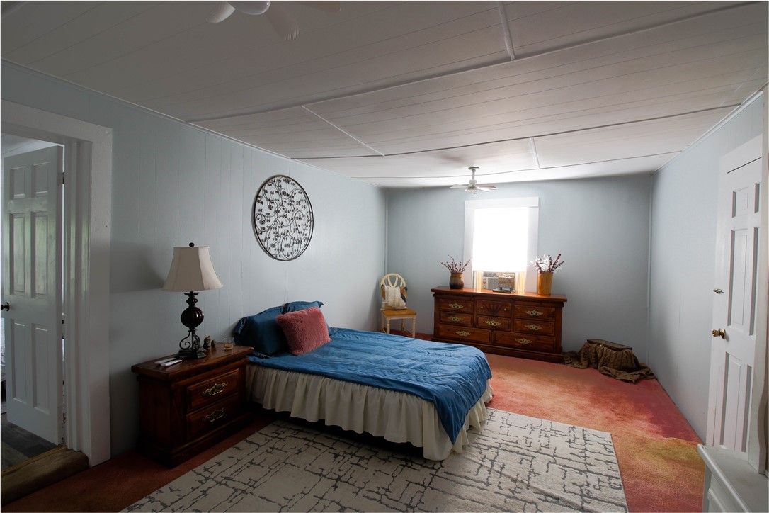 130 South King Street Seneca, SC 29678 - Photo 10 of 20