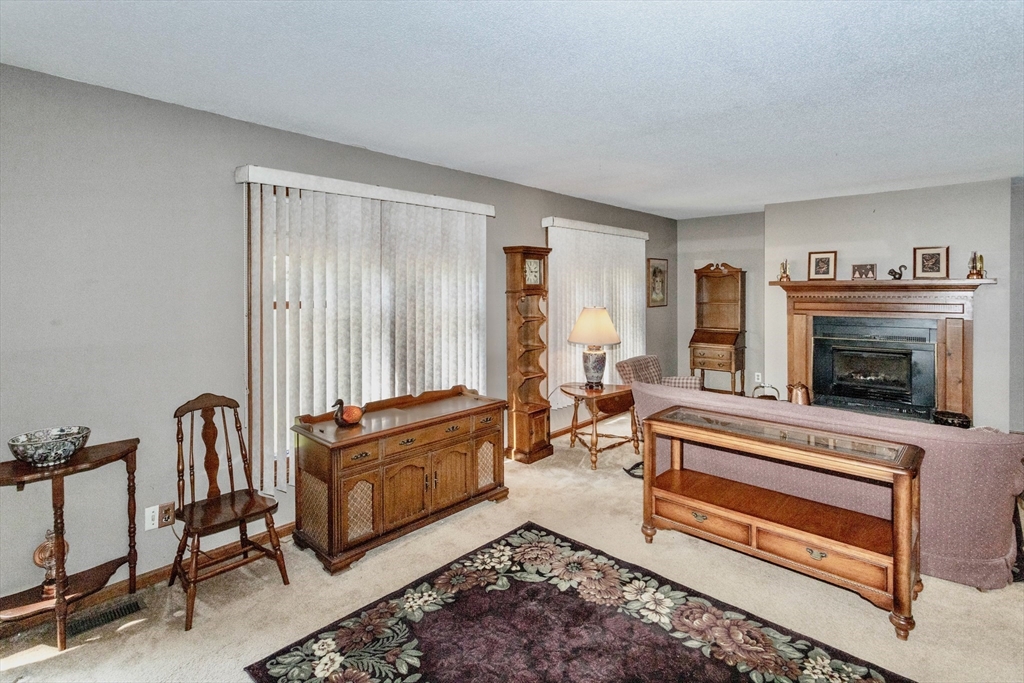 419 Southwick Road, Unit Q71 Westfield, MA 01085 - Photo 14 of 42