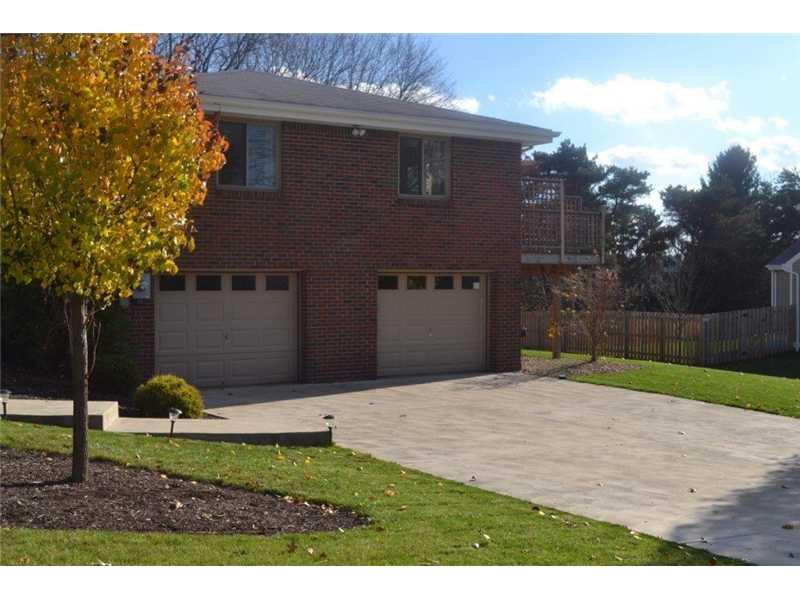 10327 Meinert Road Wexford, PA 15090 - Photo 4 of 23 Exterior Front.