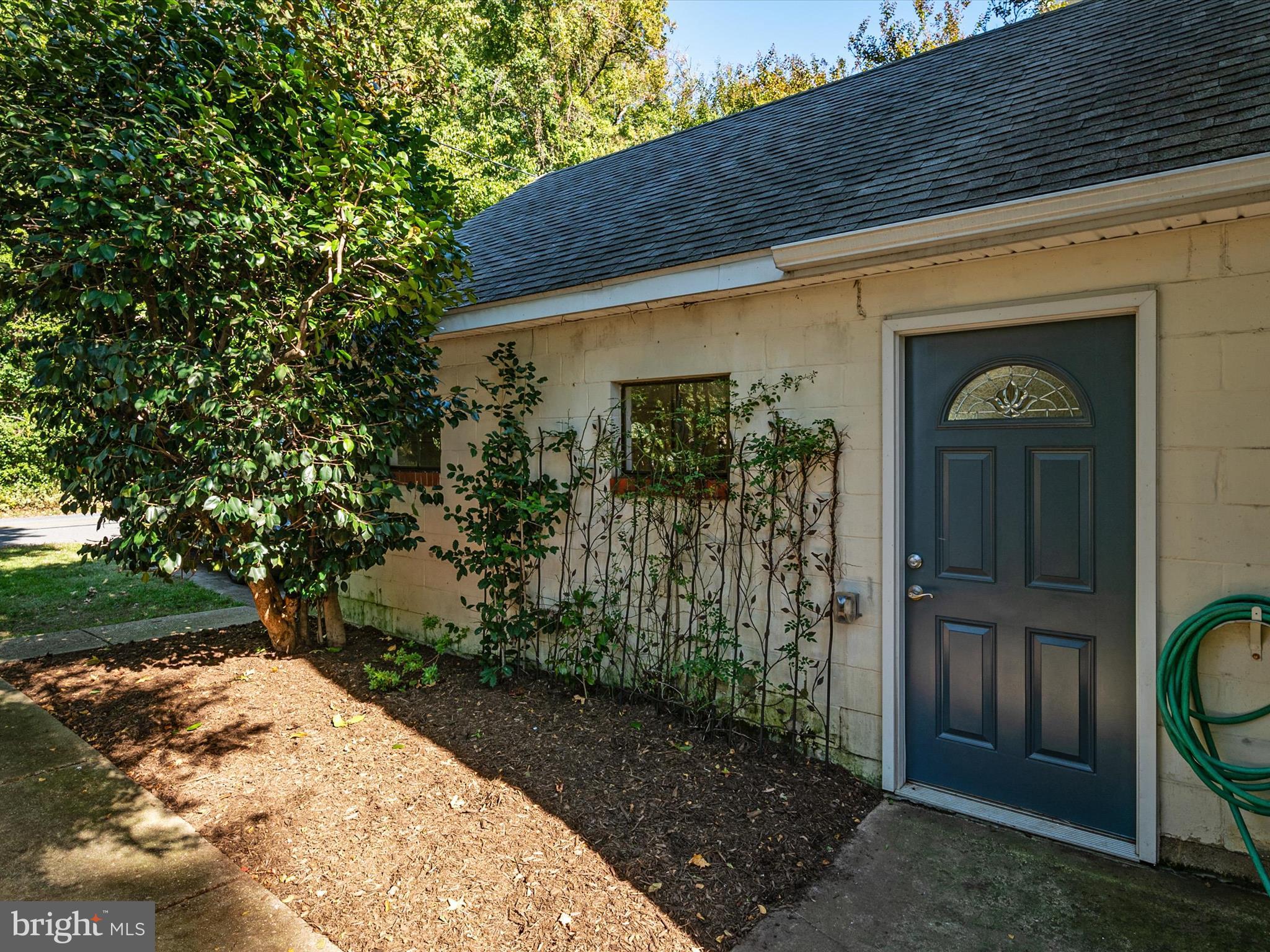 8206 Riverside Drive Pasadena, MD 21122 - Photo 47 of 62 Side door to garage