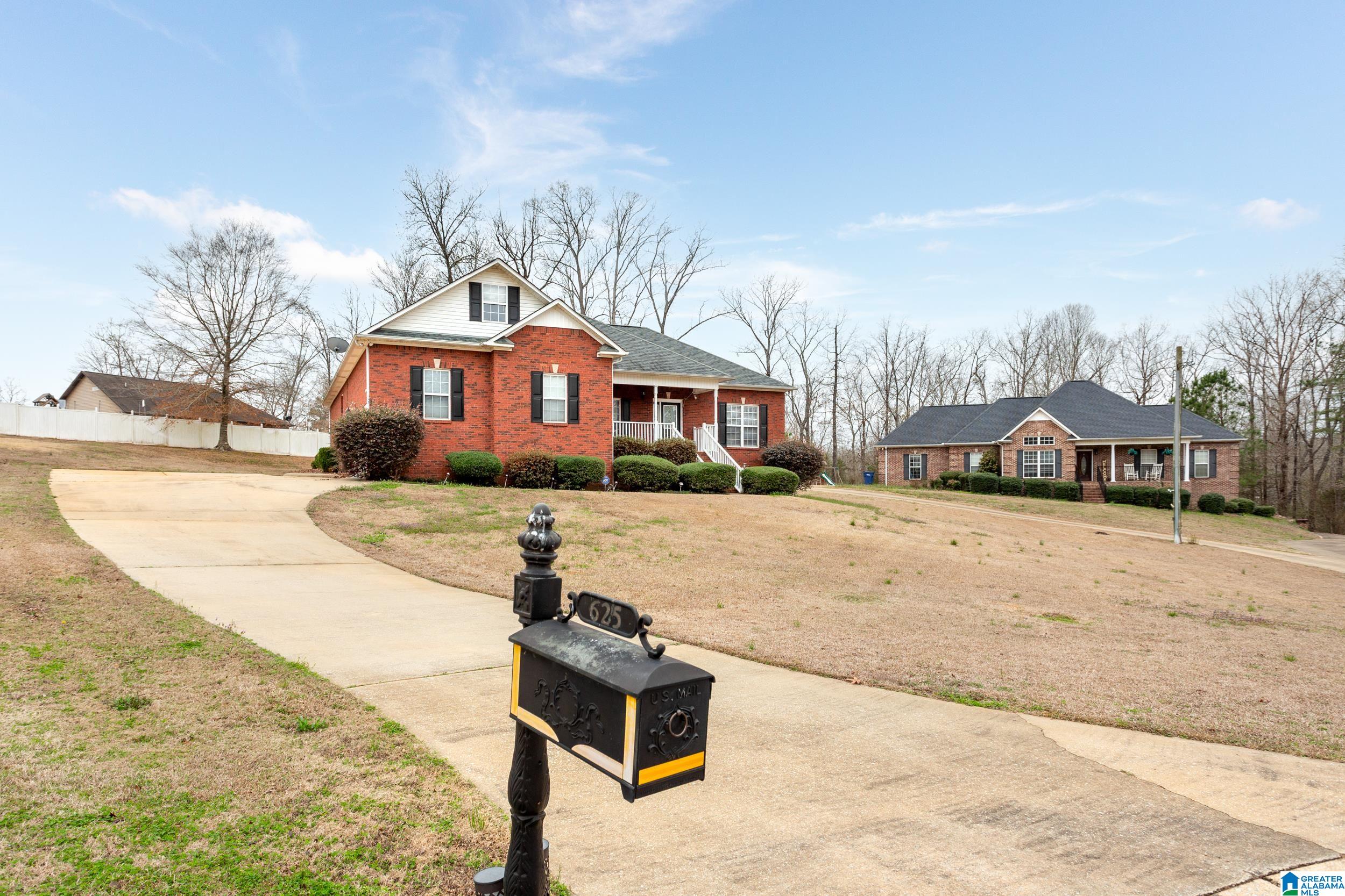 625 Creek Ridge Drive Riverside, AL 35135 - Photo 4 of 31