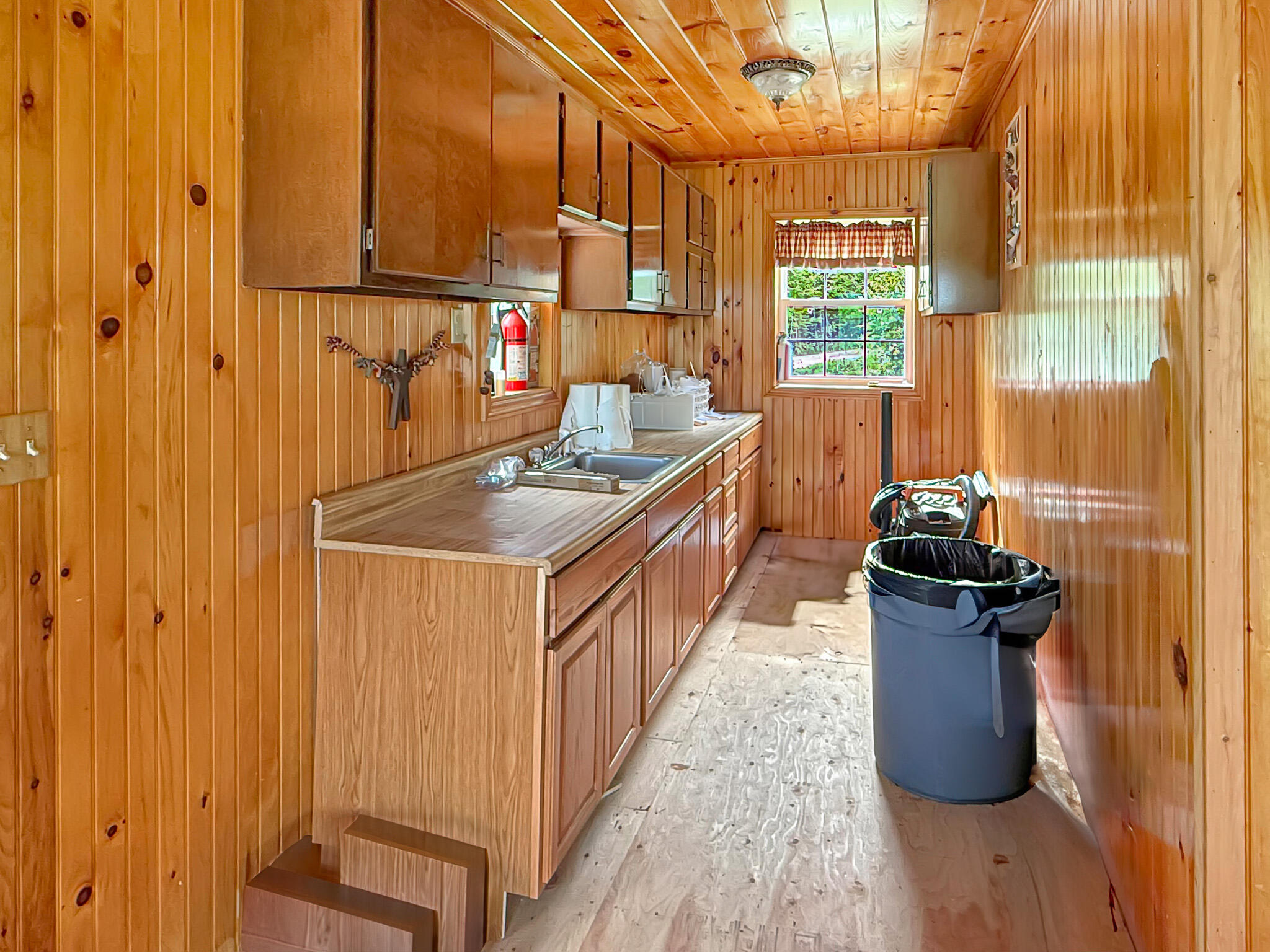 131 Bateman Lane Roxbury, ME 04275 - Photo 13 of 37 IMG_3458