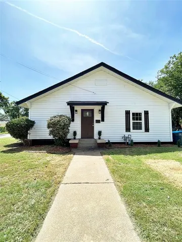 $180,000 | 601 Blevins Street, Fort Worth, TX 76111