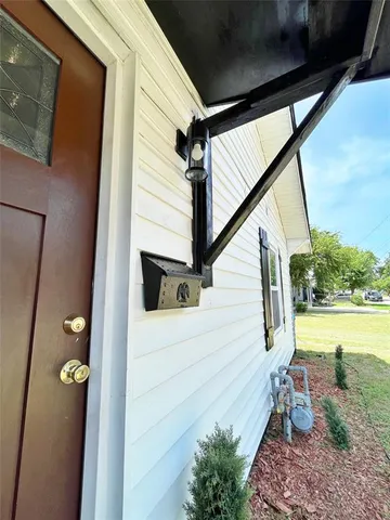 $180,000 | 601 Blevins Street, Fort Worth, TX 76111