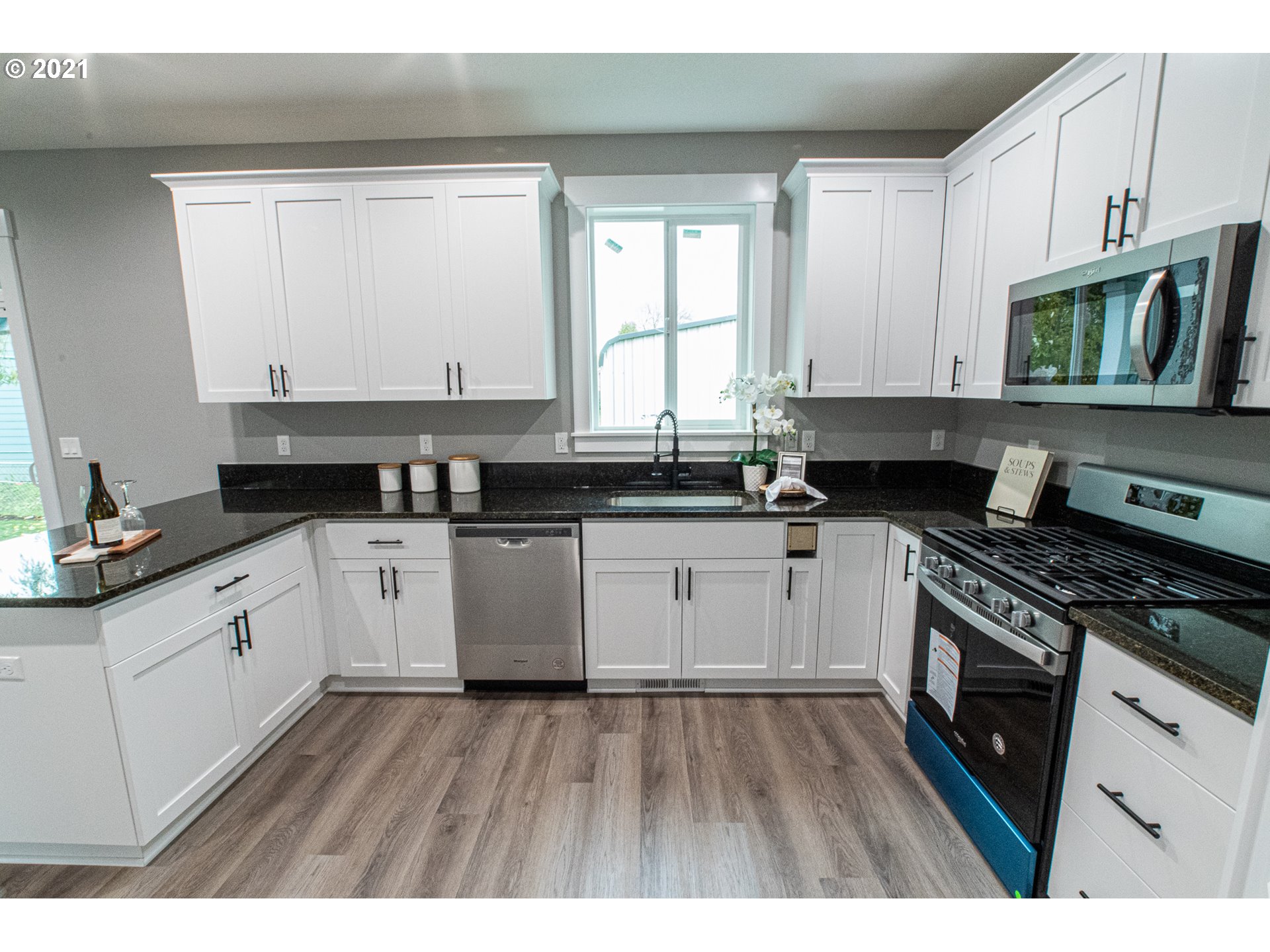 445 South 7th Street Independence, OR 97351 - Photo 9 of 24 Gallery Image 9