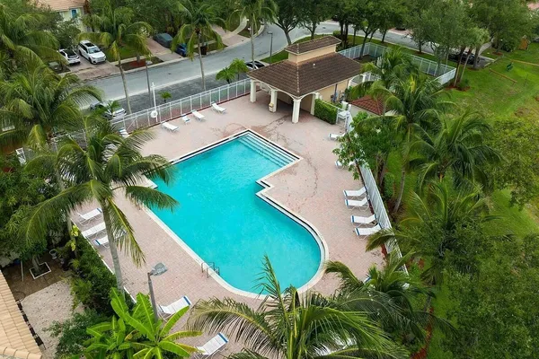 $3,600 | 4156 Meade Way, West Palm Beach, FL 33409