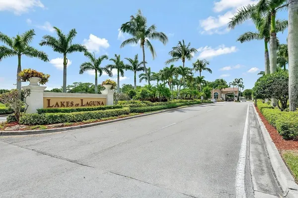 $3,600 | 4156 Meade Way, West Palm Beach, FL 33409