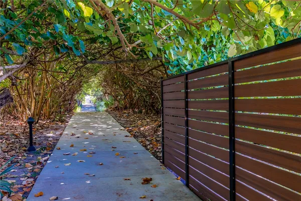 $1,699,000 | 1957 Frosted Turquoise Way, Vero Beach, FL 32963