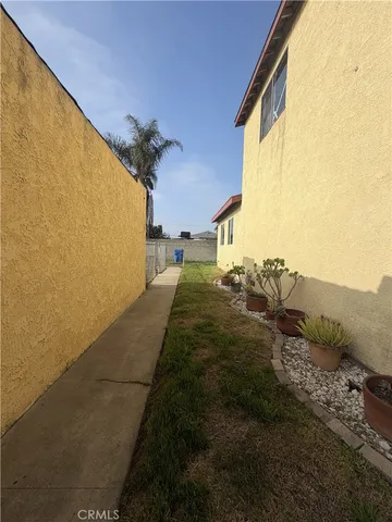 $819,999 | 1057 North Neptune Avenue, Wilmington, CA 90744