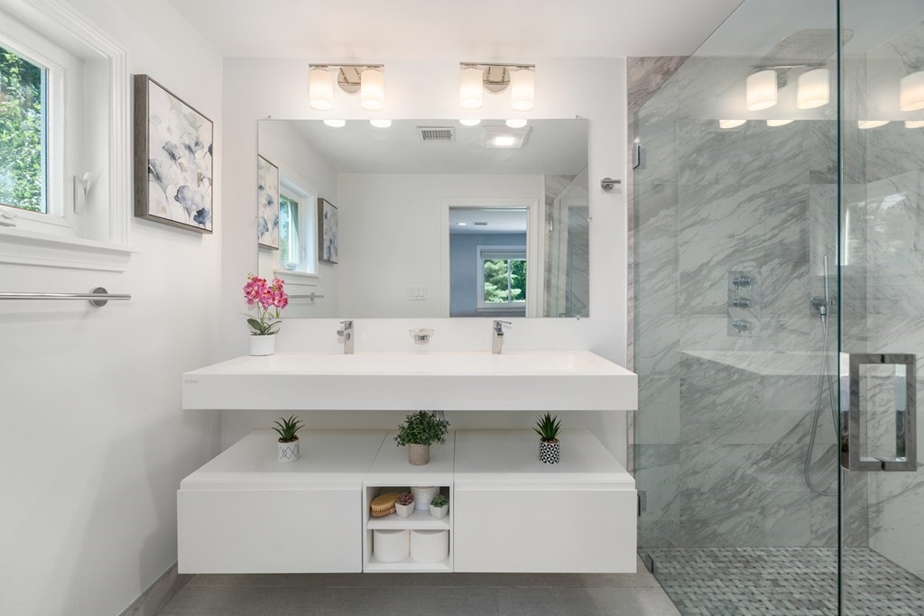 4 Suncrest Road Andover, MA 01810 - Photo 19 of 37