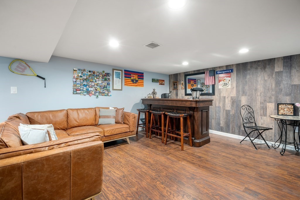 4 Suncrest Road Andover, MA 01810 - Photo 25 of 37