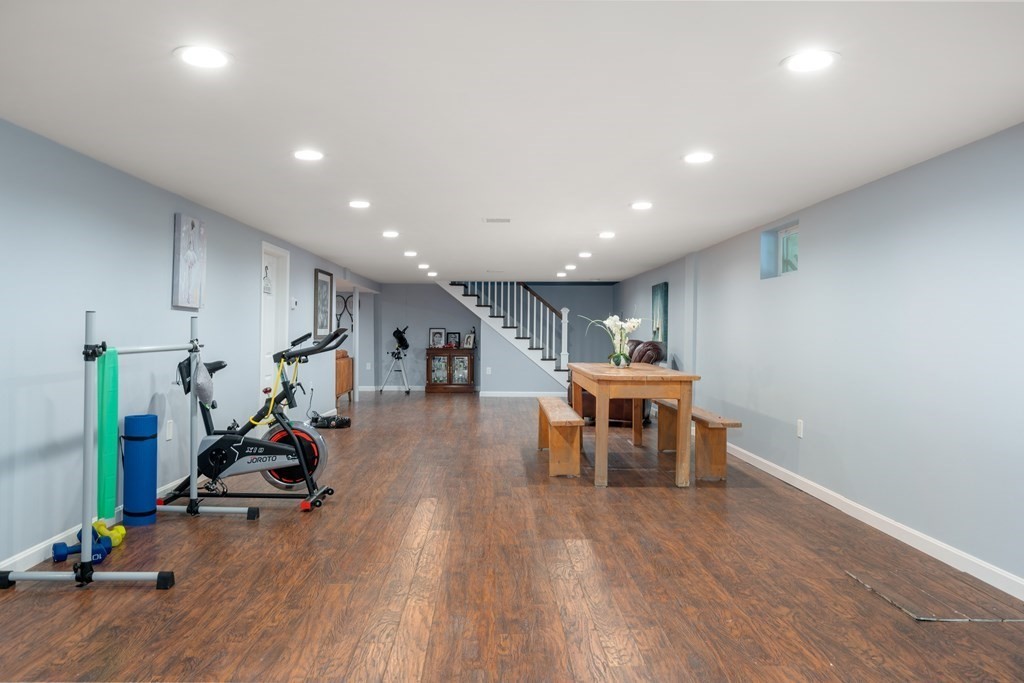 4 Suncrest Road Andover, MA 01810 - Photo 27 of 37