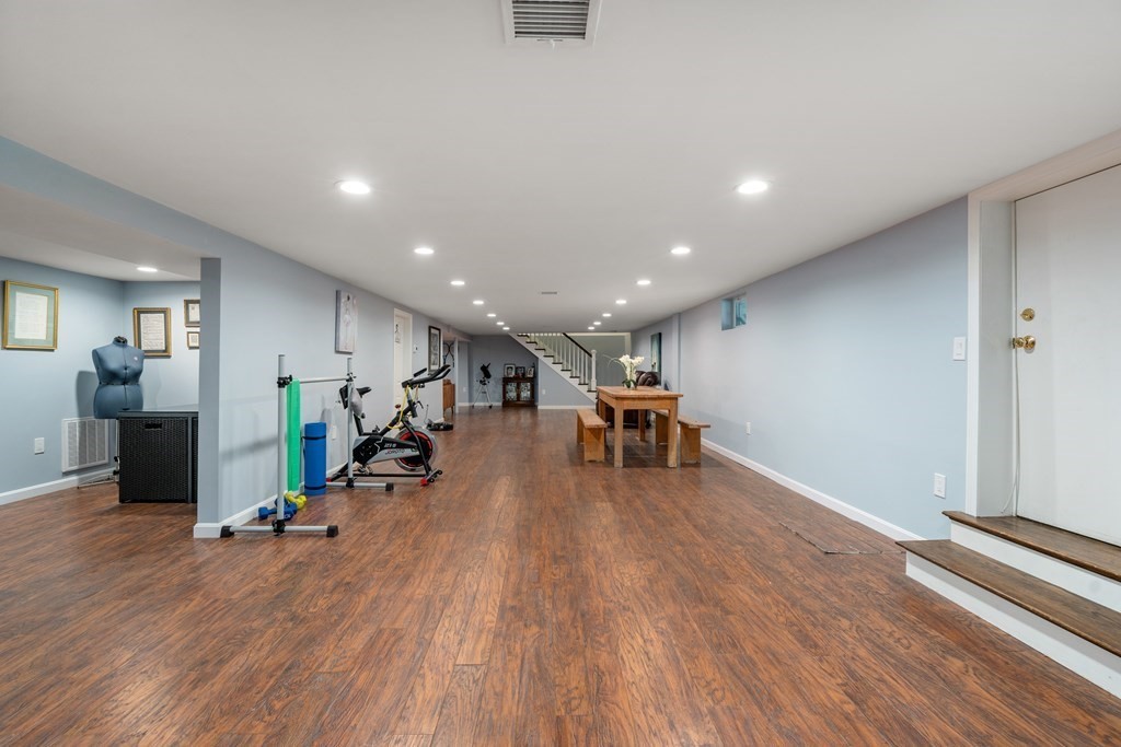 4 Suncrest Road Andover, MA 01810 - Photo 28 of 37