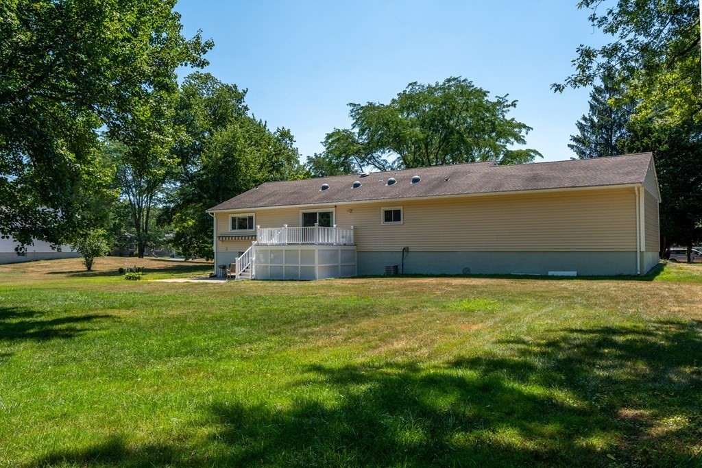 4 Suncrest Road Andover, MA 01810 - Photo 34 of 37