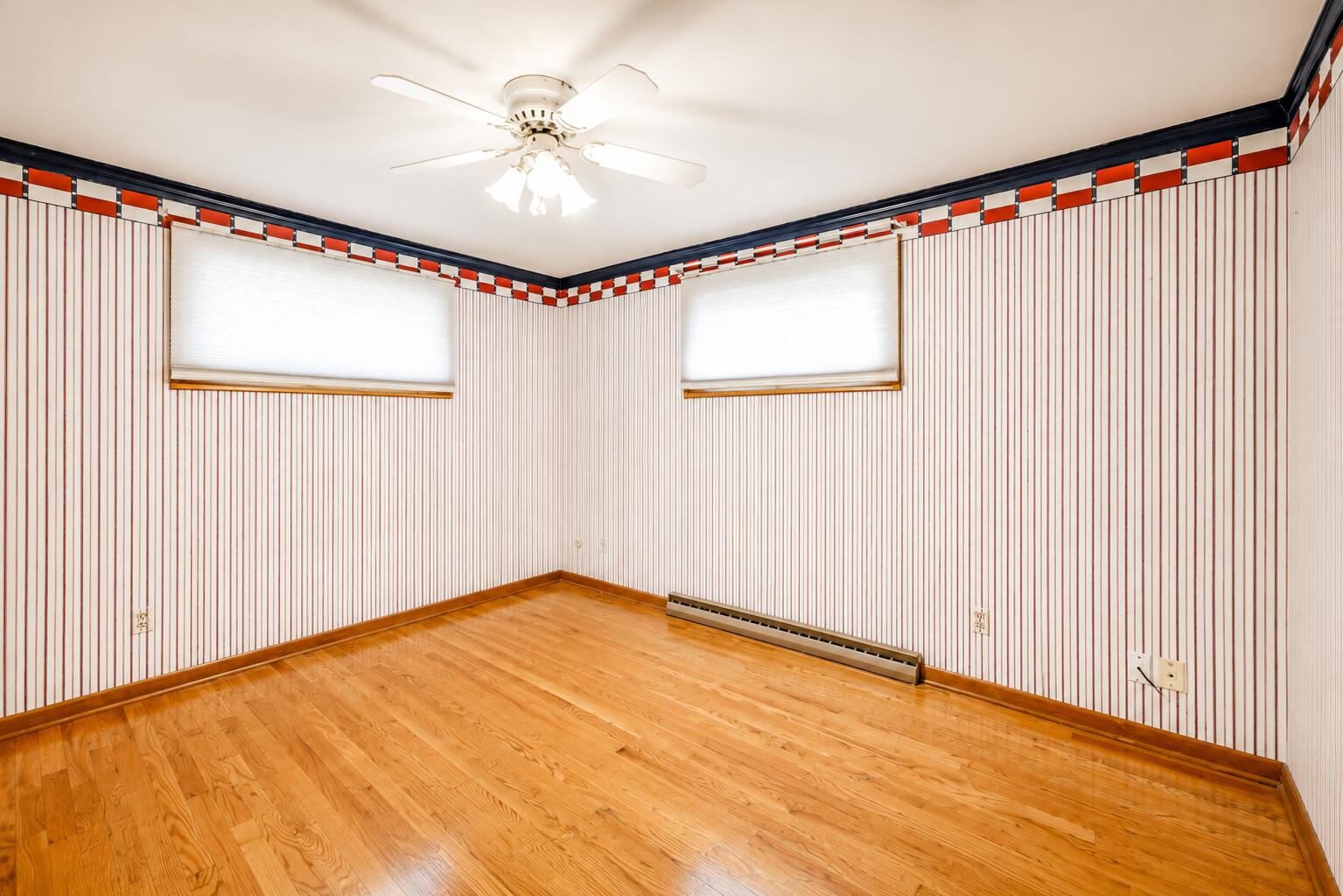 4428 Phoenix Drive Springfield, OH 45503 - Photo 15 of 35 Secondary Bedroom