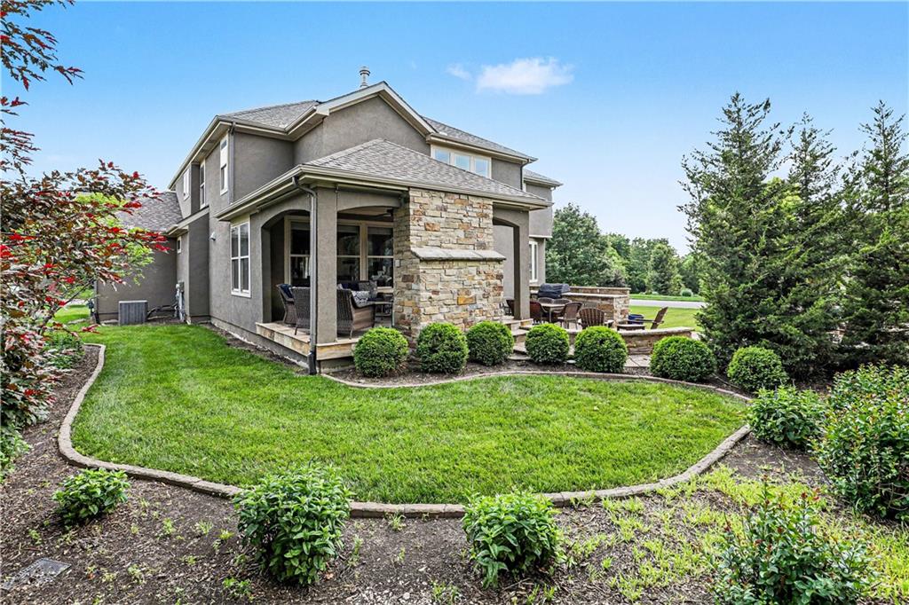 9641 Inspiration Street Lenexa, KS 66227 - Photo 7 of 16