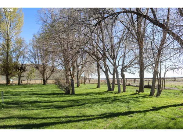 $1,100,000 | 43151 Eagle Lane, Burns, OR 97720
