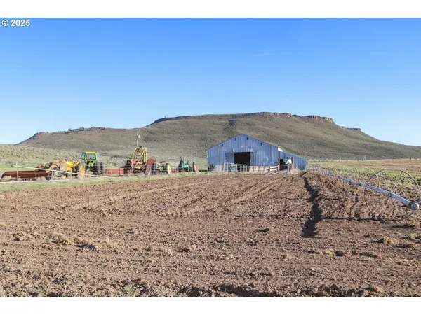 $1,100,000 | 43151 Eagle Lane, Burns, OR 97720