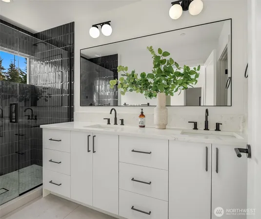 $779,950 | 333 Northwest 47th Street, Unit C, Seattle, WA 98107