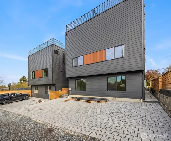 $779,950 | 333 Northwest 47th Street, Unit C, Seattle, WA 98107