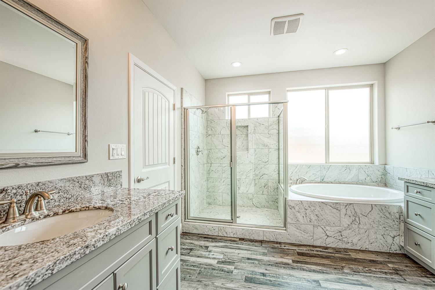 702 Alpine Way Madera, CA 93636 - Photo 25 of 35 Gallery Image 25