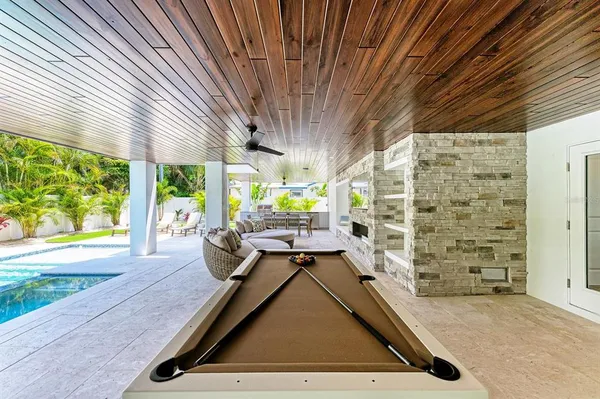 $4,440,000 | 215 83rd Street, Holmes Beach, FL 34217