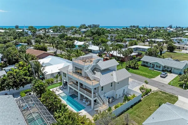 $4,440,000 | 215 83rd Street, Holmes Beach, FL 34217