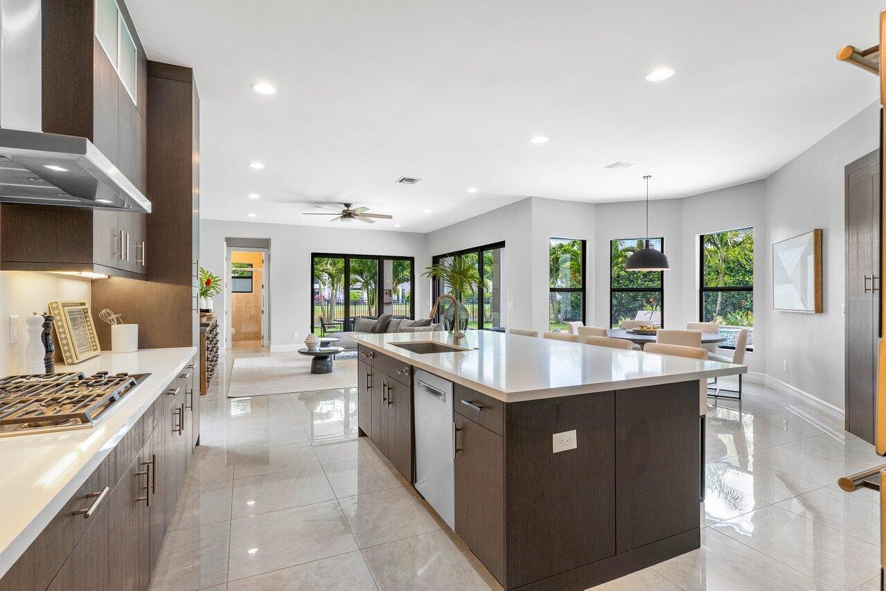 17358 Rosella Road Boca Raton, FL 33496 - Photo 11 of 68 017-17358RosellaRoad-BocaRaton-FL-33496-