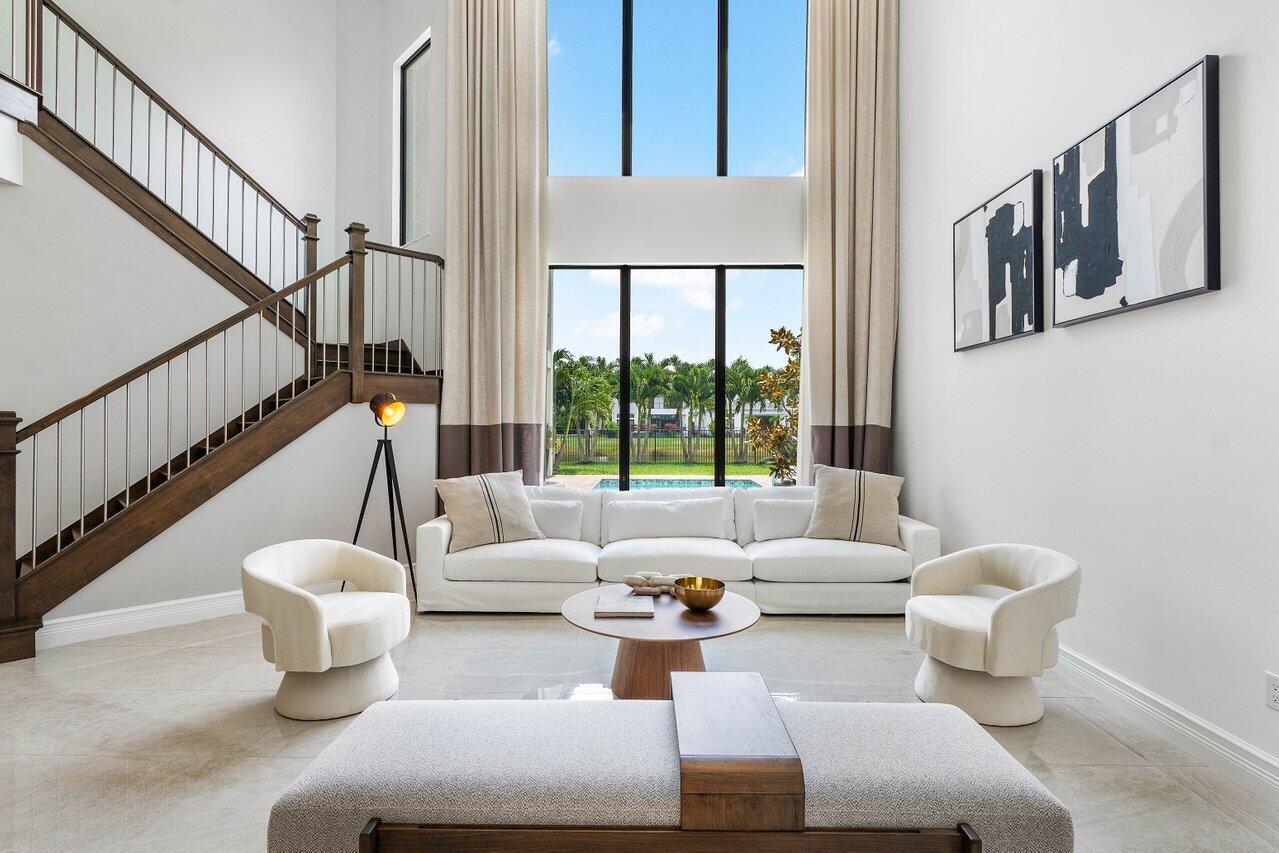 17358 Rosella Road Boca Raton, FL 33496 - Photo 4 of 68 007-17358RosellaRoad-BocaRaton-FL-33496-