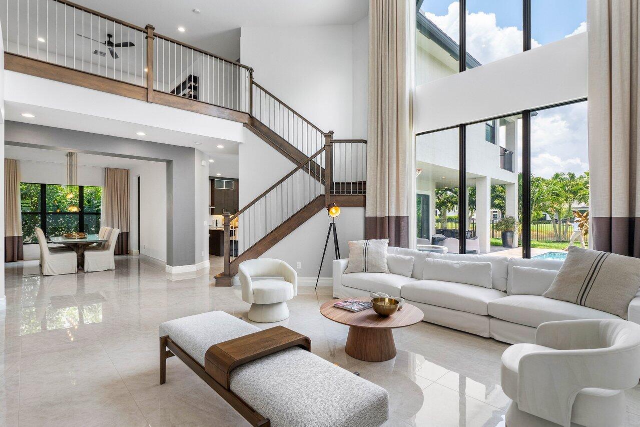 17358 Rosella Road Boca Raton, FL 33496 - Photo 5 of 68 009-17358RosellaRoad-BocaRaton-FL-33496-