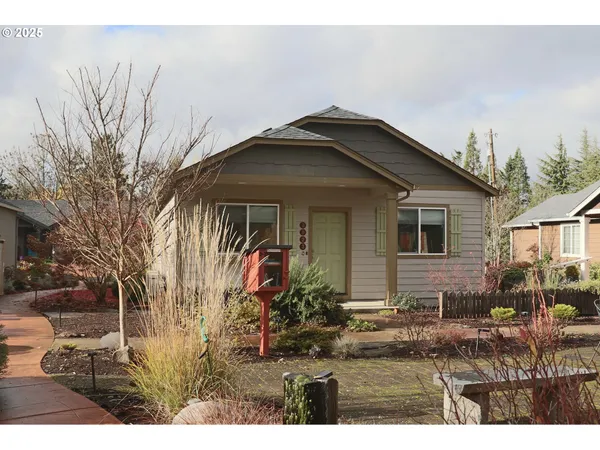 $437,500 | 3023 Hummingbird Lane, Eugene, OR 97405