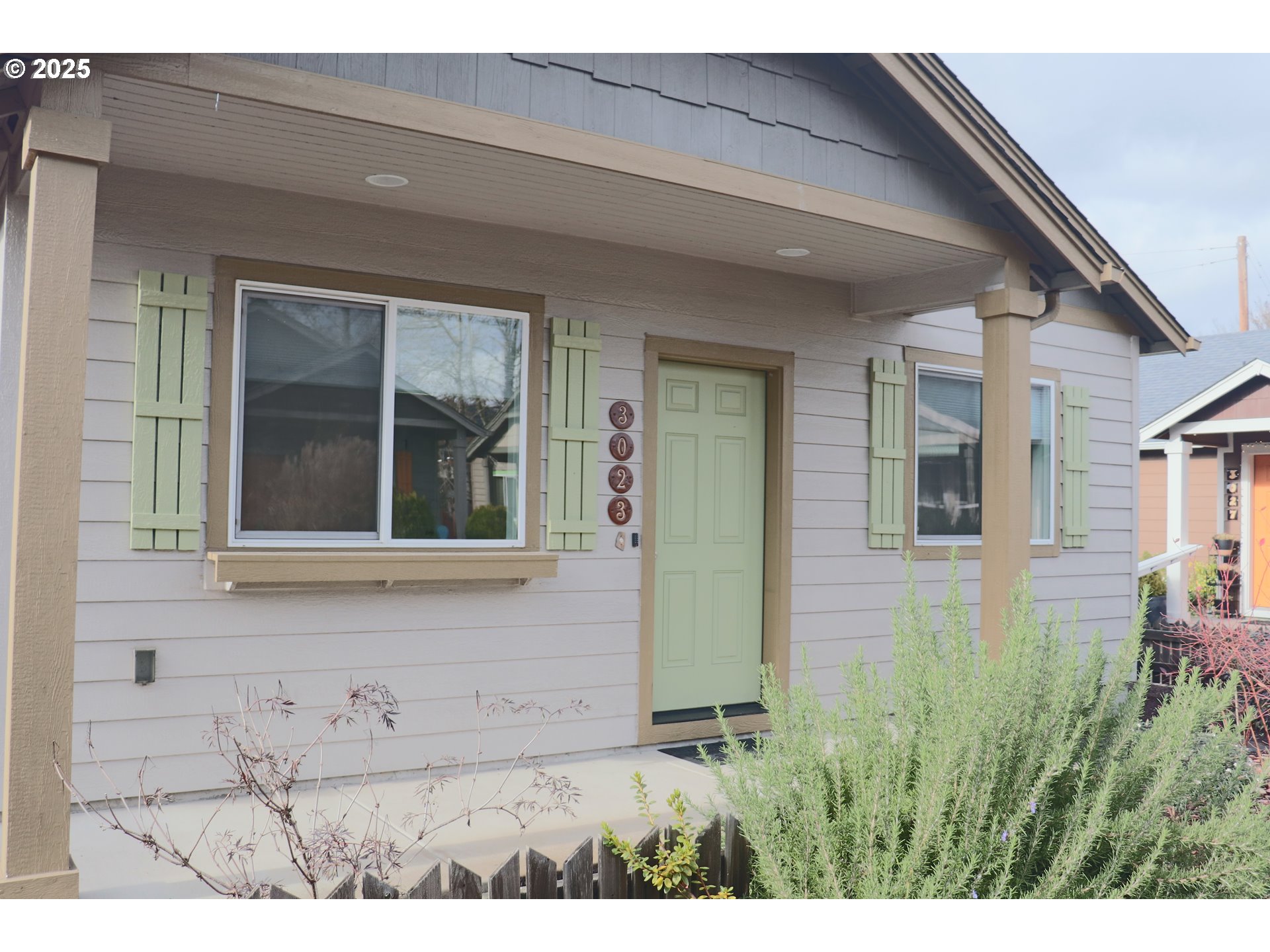 3023 Hummingbird Lane Eugene, OR 97405 - Photo 5 of 28