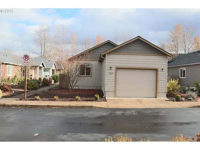 $450,000 | 3023 Hummingbird Lane, Eugene, OR 97405
