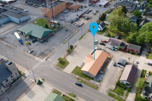 $650,000 | 109 West Poplar Street, Harrisburg, IL 62946