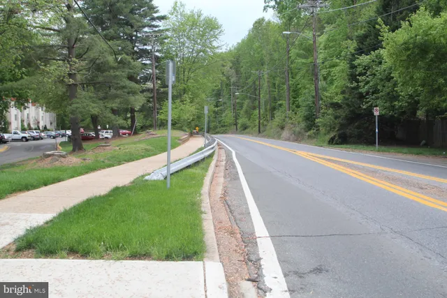 $2,150 | 14414 Parkvale Road, Unit 2, Rockville, MD 20853