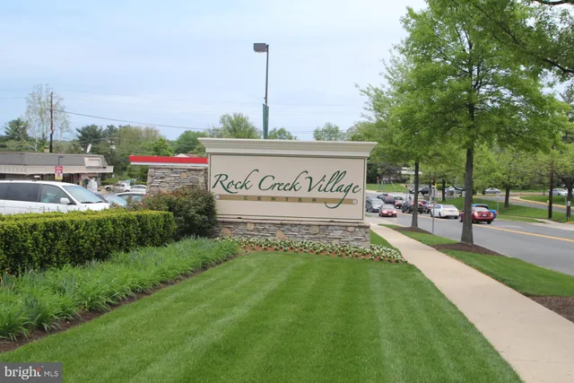$2,150 | 14414 Parkvale Road, Unit 2, Rockville, MD 20853