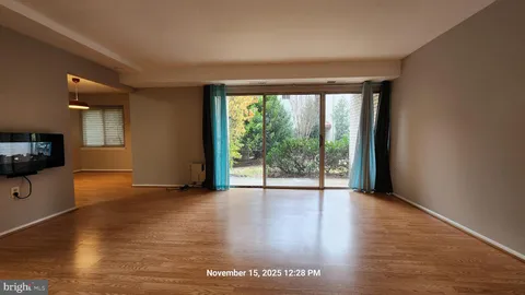 $2,050 | 14414 Parkvale Road, Unit 2, Rockville, MD 20853