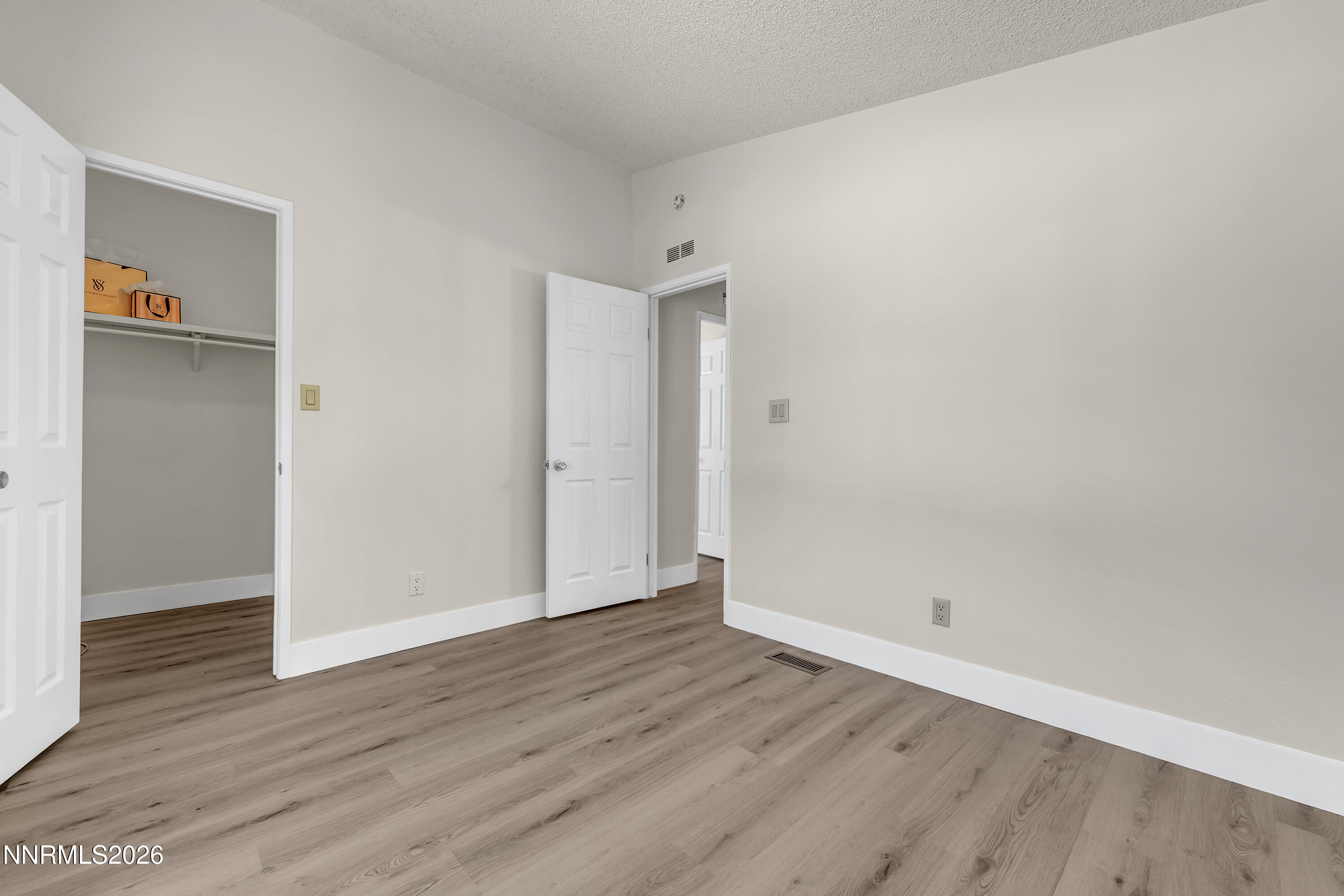 5136 Sun Valley Boulevard Sun Valley, NV 89433 - Photo 25 of 33 SunValley5136-025