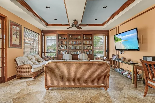 $1,900 | 1180 Wildwood Lakes Boulevard, Unit 208, Naples, FL 34104