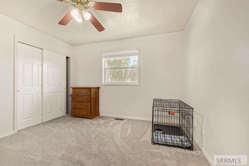 3443 East County Line Road Idaho Falls, ID 83401 - Photo 25 of 43 Bedroom 2