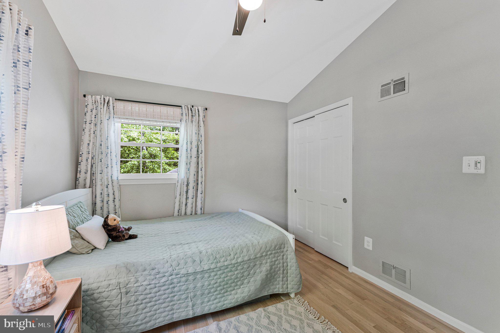 12121 Stirrup Road Reston, VA 20191 - Photo 37 of 67 Upper Level Bedroom #4