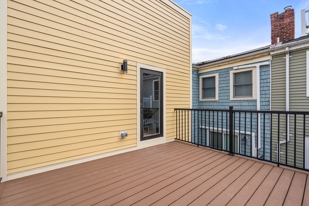 9 Russell Street, Unit PH Boston, MA 02129 - Photo 20 of 23