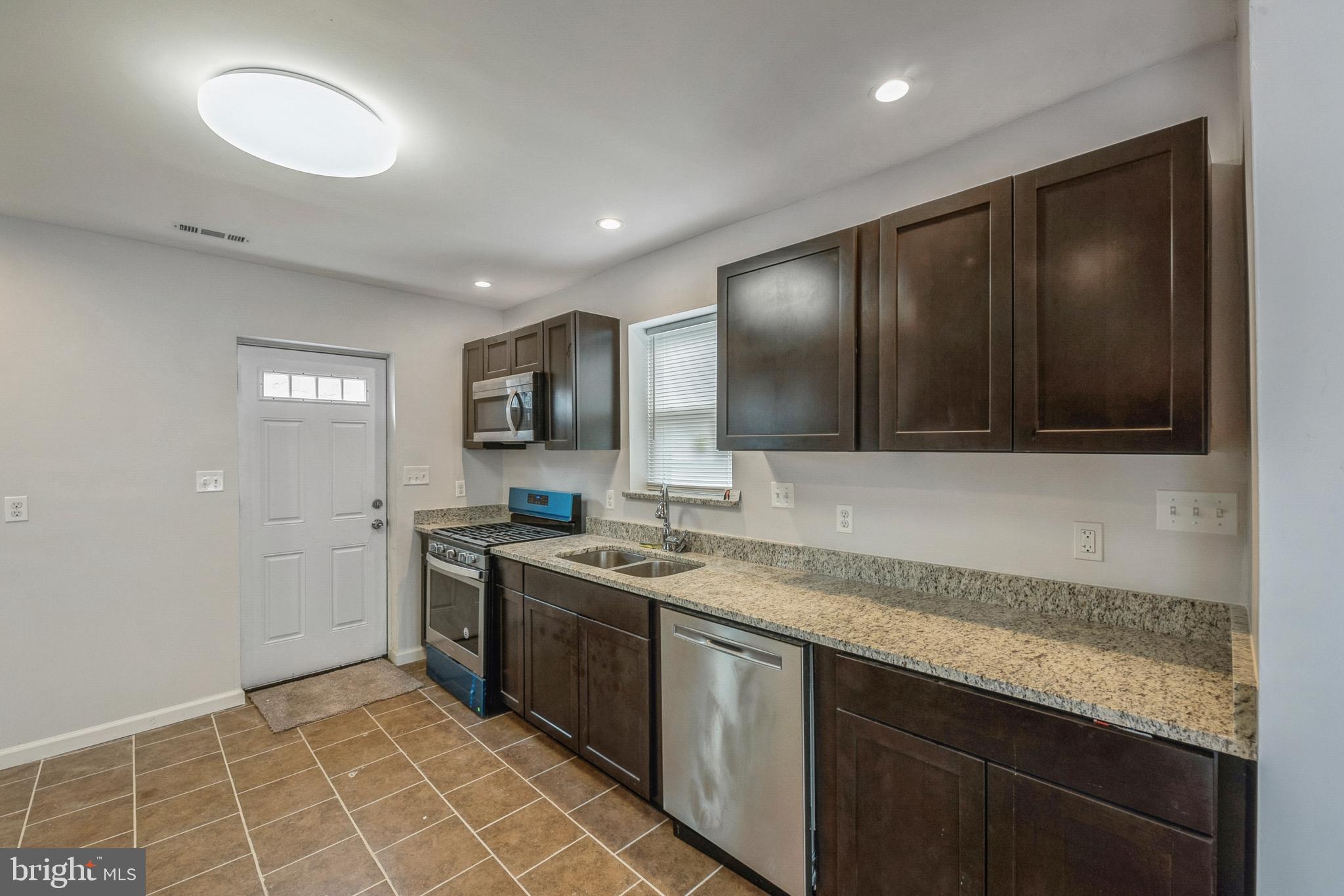 6109 Auth Road Suitland, MD 20746 - Photo 11 of 26 Gallery Image 11