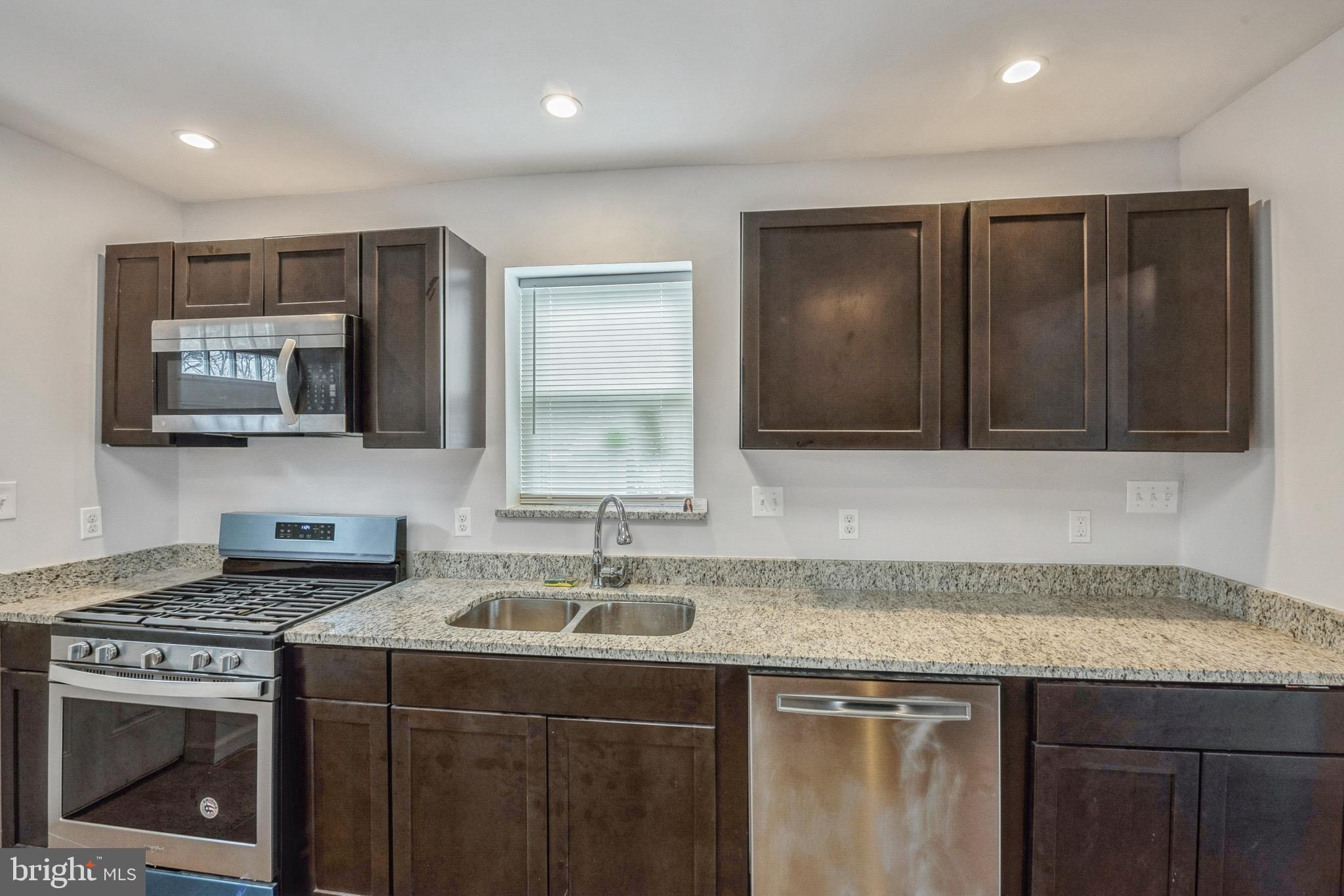 6109 Auth Road Suitland, MD 20746 - Photo 10 of 26 Gallery Image 10