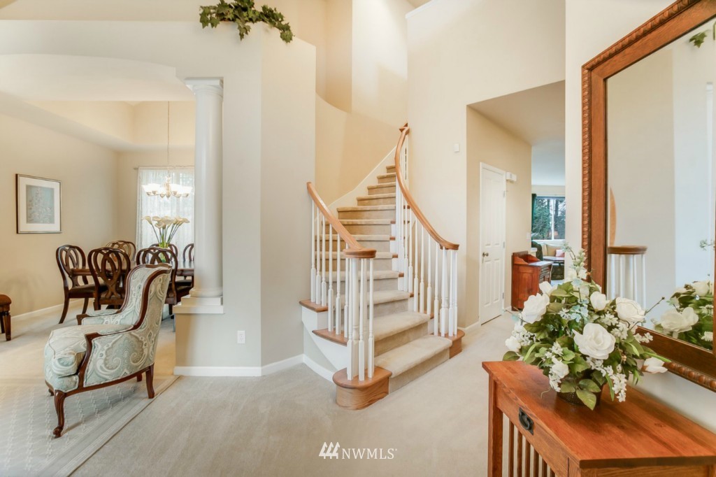 16623 Southeast 162nd Street Renton, WA 98058 - Photo 2 of 20 Gallery Image 2