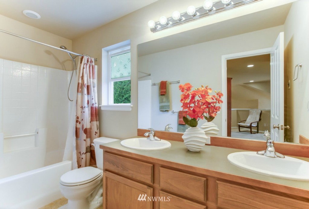 16623 Southeast 162nd Street Renton, WA 98058 - Photo 17 of 20 Gallery Image 17