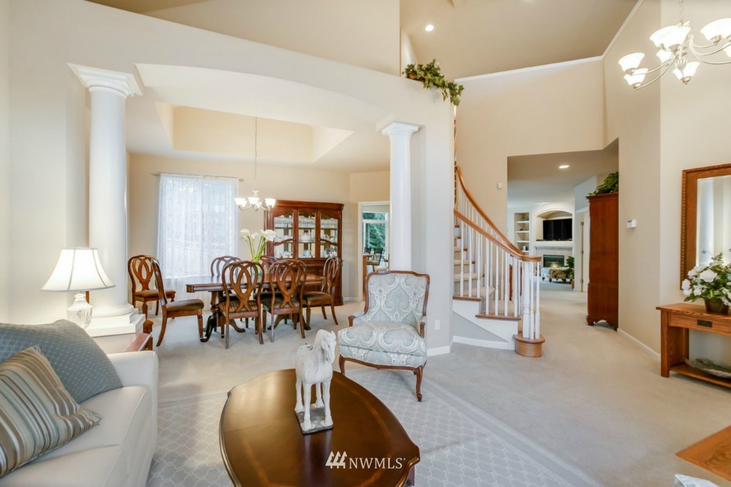 16623 Southeast 162nd Street Renton, WA 98058 - Photo 3 of 20 Gallery Image 3