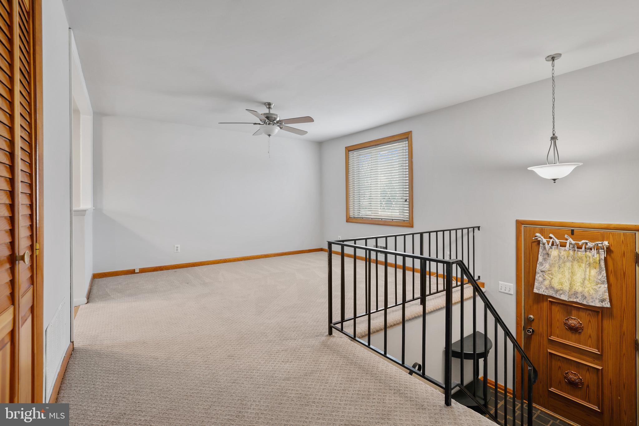1330 Spring Avenue Rosedale, MD 21237 - Photo 2 of 26 Front Facing Living Room