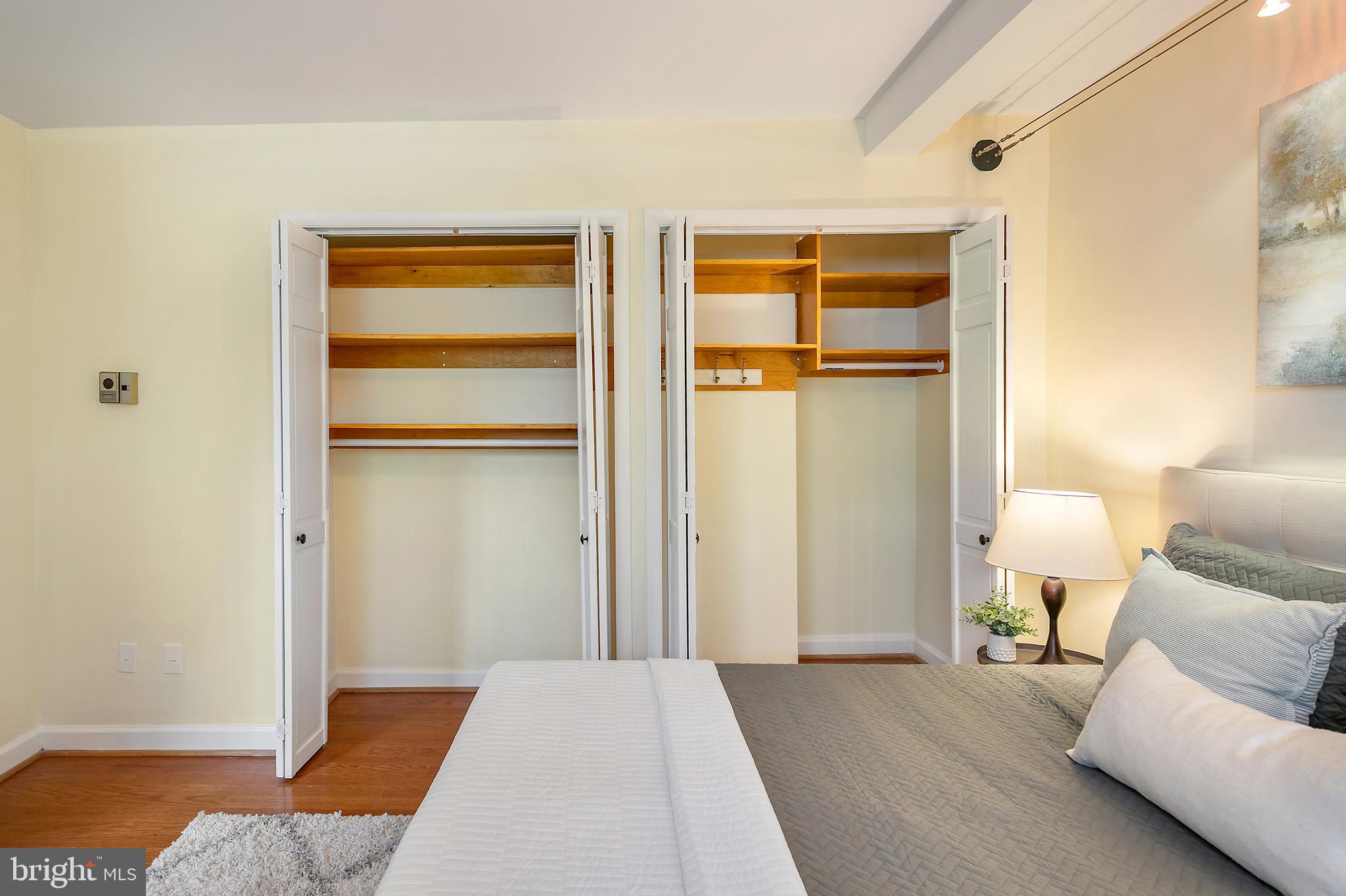 2829 Connecticut Avenue Northwest, Unit 103 Washington, DC 20008 - Photo 6 of 33 Bedroom #1 Expansive Closet